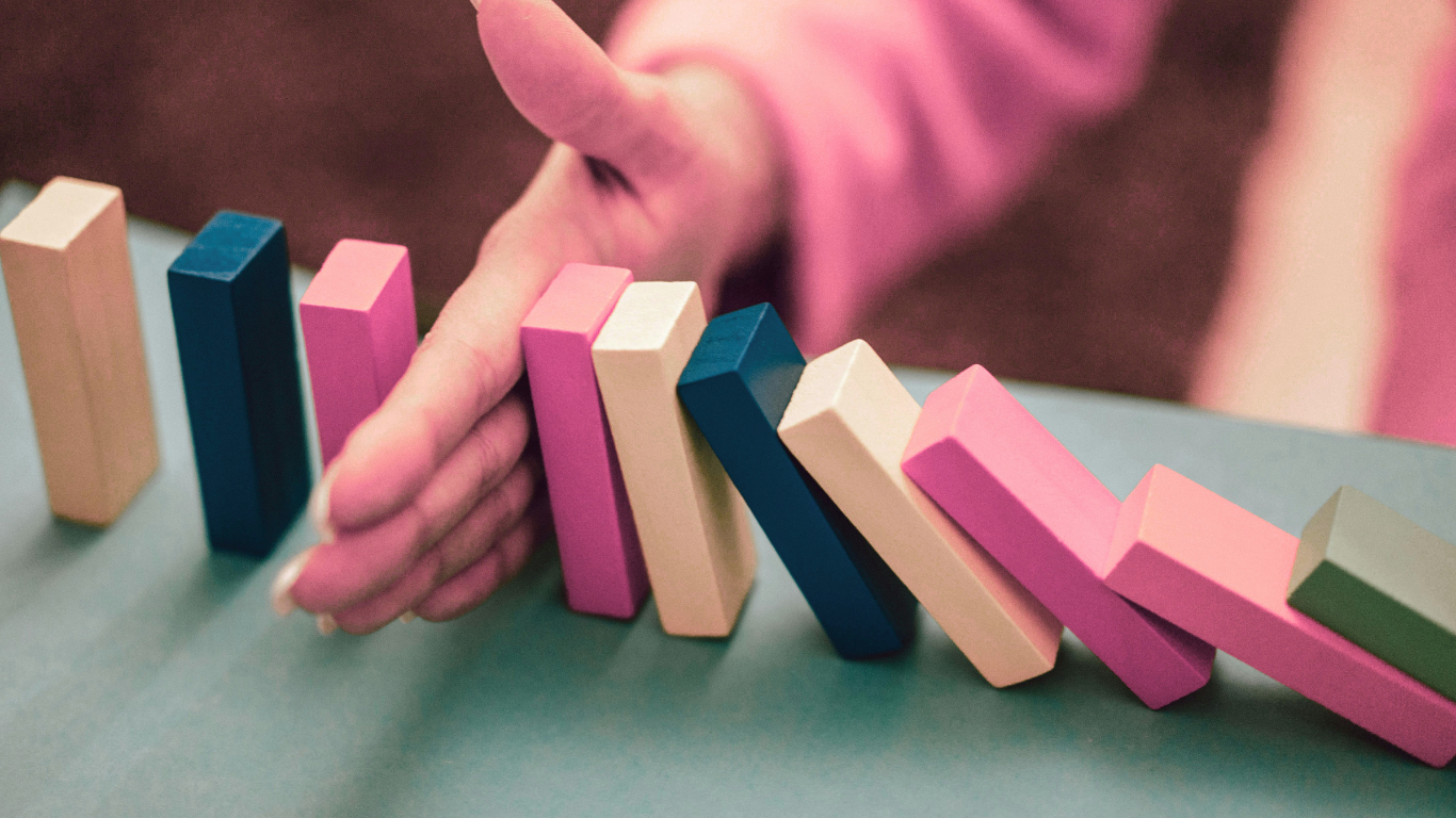 Read more about the article Materiał edukacyjny: „Świadomy Dobrostan : Czy tkwisz w cyklu kofeinowo–nikotynowo–alkoholowym?